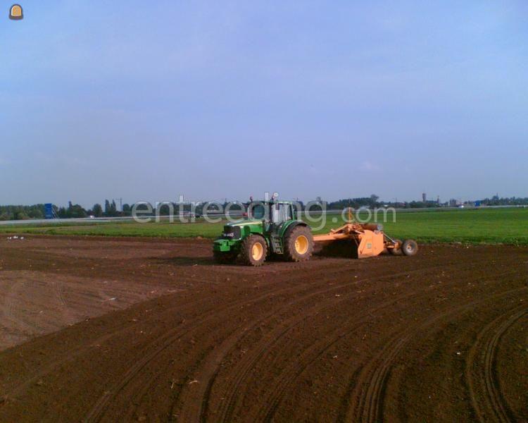 John Deere + Bos