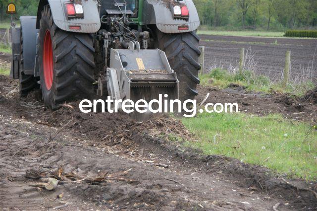 Fendt 939 met FAE bosklepel