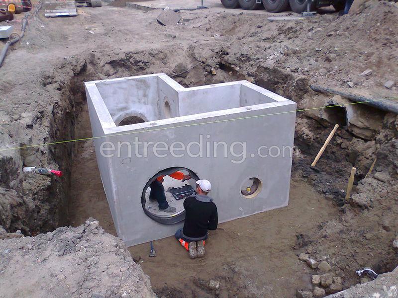 Plaatsen rioleringen, collectoren, persleidingen, drukriolering