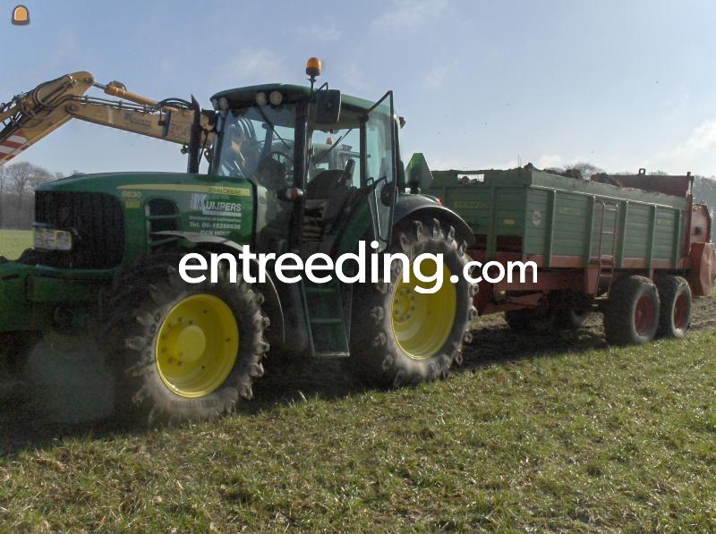 Tractor + tebbe breedstrooier
