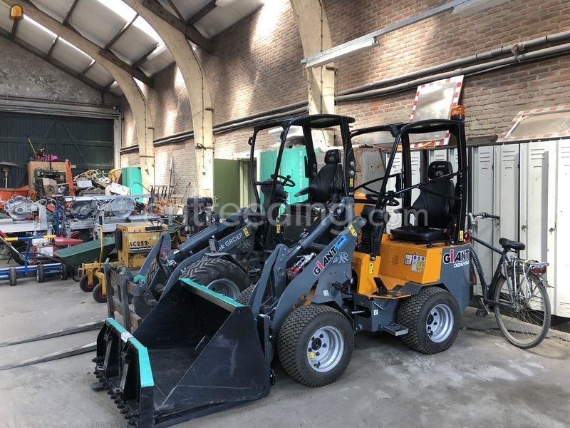 Giant D254 SW Compact