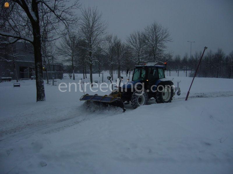 Trekker+sneeuwschuif