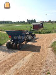 Trekker+schelpenstrooier Omgeving Alphen a/d Rijn