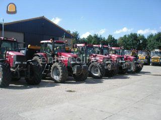 Tractoren + gronddumpers Omgeving Roosendaal