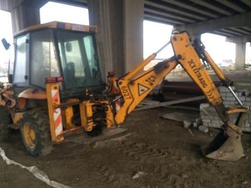 VERMIST: JCB graaflaadcom...