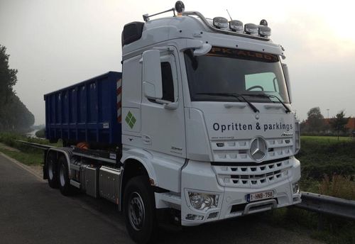 Nieuwe Mercedes Arocs voo...